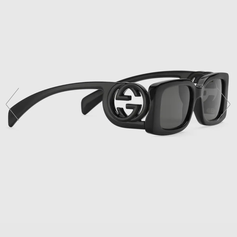 GUCCI rectangular frame sunglasses
